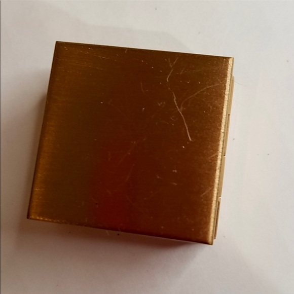 Vintage Rouge/ powder box circa 1930’s - Picture 7 of 7